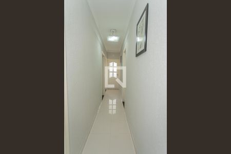 Casa à venda com 285m², 3 quartos e 2 vagasCorredor