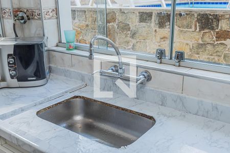 Casa à venda com 285m², 3 quartos e 2 vagasCozinha