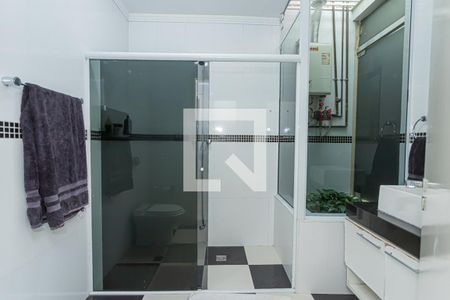 Casa à venda com 285m², 3 quartos e 2 vagasBanheiro