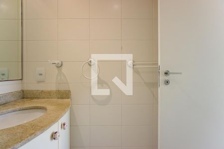 Apartamento para alugar com 100m², 2 quartos e 2 vagasBanheiro da Suíte 1