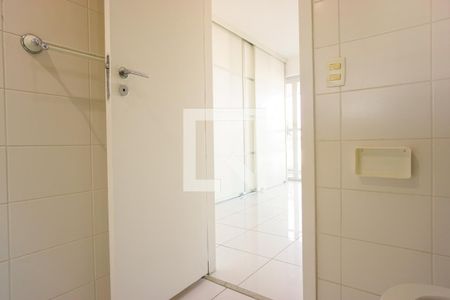 Apartamento para alugar com 100m², 2 quartos e 2 vagasBanheiro da Suíte 1