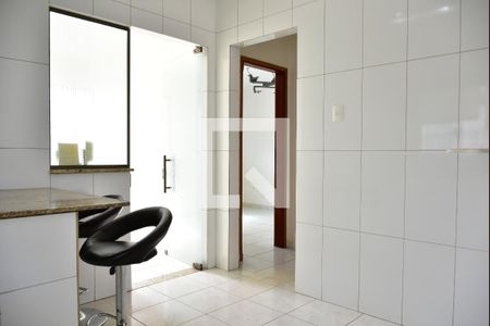 Casa para alugar com 250m², 3 quartos e 1 vagaCozinha