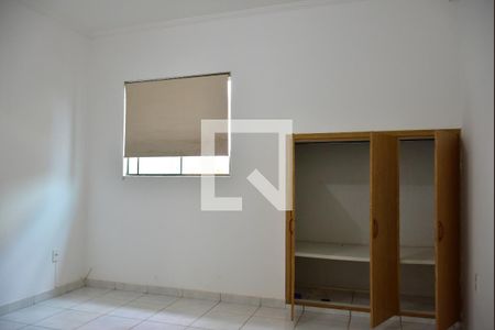 Casa para alugar com 250m², 3 quartos e 1 vagaSuíte