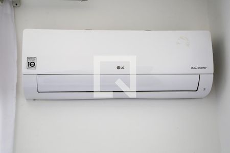 Detalhe Sala de apartamento para alugar com 1 quarto, 45m² em Tupiry, Praia Grande