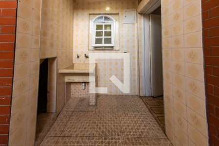 Casa à venda com 231m², 4 quartos e 2 vagas Casa à venda com 231m², 4 quartos e 2 vagasÁrea Externa