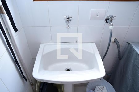 Casa de condomínio para alugar com 670m², 5 quartos e 4 vagas Casa de condomínio para alugar com 670m², 5 quartos e 4 vagasÁrea de Serviço