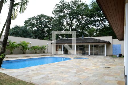 Casa de condomínio para alugar com 670m², 5 quartos e 4 vagas Casa de condomínio para alugar com 670m², 5 quartos e 4 vagasPiscina