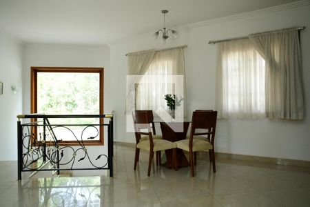 Casa de condomínio para alugar com 670m², 5 quartos e 4 vagas Casa de condomínio para alugar com 670m², 5 quartos e 4 vagasSala 2