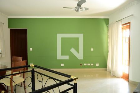 Casa de condomínio para alugar com 670m², 5 quartos e 4 vagas Casa de condomínio para alugar com 670m², 5 quartos e 4 vagasSala 2