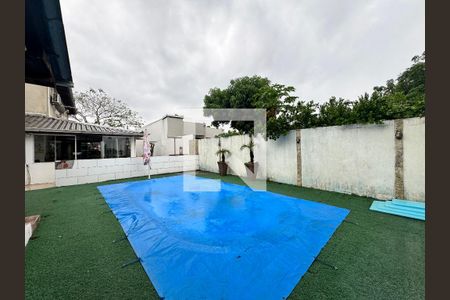 Casa à venda com 120m², 3 quartos e 2 vagasÁrea comum