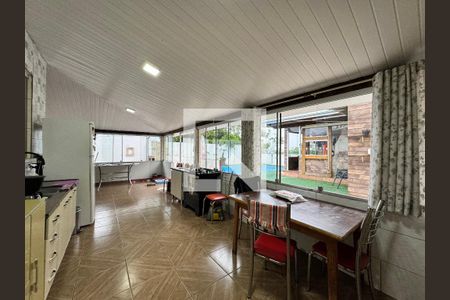 Casa à venda com 120m², 3 quartos e 2 vagasCozinha