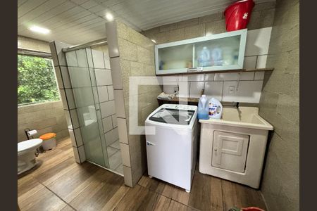 Casa à venda com 120m², 3 quartos e 2 vagasÁrea de Serviço