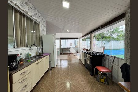 Casa à venda com 120m², 3 quartos e 2 vagasCozinha
