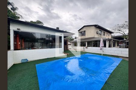 Casa à venda com 120m², 3 quartos e 2 vagasÁrea comum
