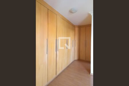 Apartamento para alugar com 230m², 3 quartos e 2 vagas Apartamento para alugar com 230m², 3 quartos e 2 vagasSuíte 2