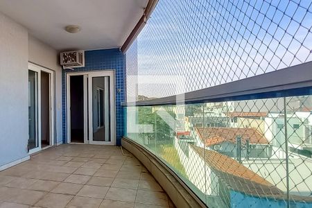 Apartamento para alugar com 230m², 3 quartos e 2 vagas Apartamento para alugar com 230m², 3 quartos e 2 vagasVaranda gourmet