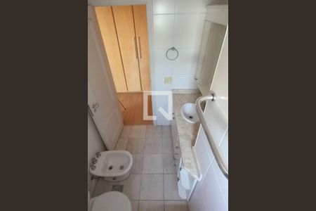 Apartamento para alugar com 230m², 3 quartos e 2 vagas Apartamento para alugar com 230m², 3 quartos e 2 vagasBanheiro da Suíte 2