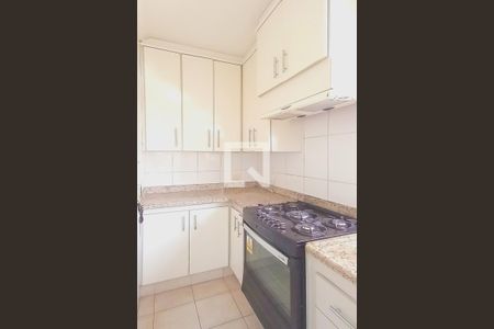 Apartamento para alugar com 230m², 3 quartos e 2 vagas Apartamento para alugar com 230m², 3 quartos e 2 vagasCozinha