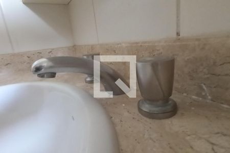 Apartamento para alugar com 230m², 3 quartos e 2 vagas Apartamento para alugar com 230m², 3 quartos e 2 vagasBanheiro da Suíte 2