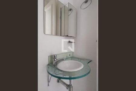 Apartamento para alugar com 230m², 3 quartos e 2 vagas Apartamento para alugar com 230m², 3 quartos e 2 vagasLavabo