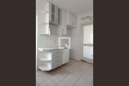 Apartamento para alugar com 230m², 3 quartos e 2 vagas Apartamento para alugar com 230m², 3 quartos e 2 vagasCozinha