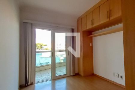 Apartamento para alugar com 230m², 3 quartos e 2 vagas Apartamento para alugar com 230m², 3 quartos e 2 vagasQuarto