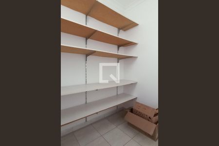 Apartamento para alugar com 230m², 3 quartos e 2 vagas Apartamento para alugar com 230m², 3 quartos e 2 vagasÁrea de Serviço
