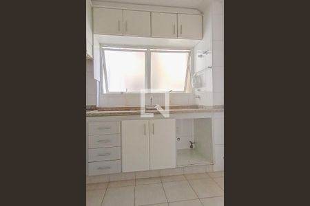 Apartamento para alugar com 230m², 3 quartos e 2 vagas Apartamento para alugar com 230m², 3 quartos e 2 vagasCozinha