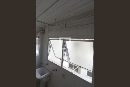 Apartamento para alugar com 230m², 3 quartos e 2 vagas Apartamento para alugar com 230m², 3 quartos e 2 vagasÁrea de Serviço