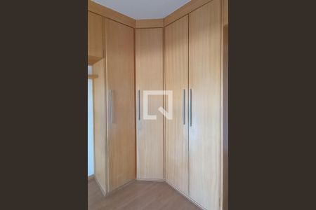 Apartamento para alugar com 230m², 3 quartos e 2 vagas Apartamento para alugar com 230m², 3 quartos e 2 vagasQuarto