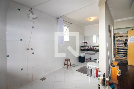 Casa à venda com 260m², 2 quartos e 3 vagas Casa à venda com 260m², 2 quartos e 3 vagasBanheiro da Suíte 2