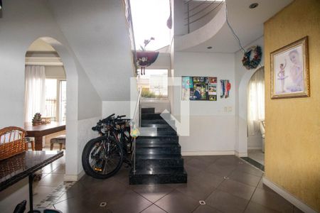 Casa à venda com 260m², 2 quartos e 3 vagas Casa à venda com 260m², 2 quartos e 3 vagasCopa