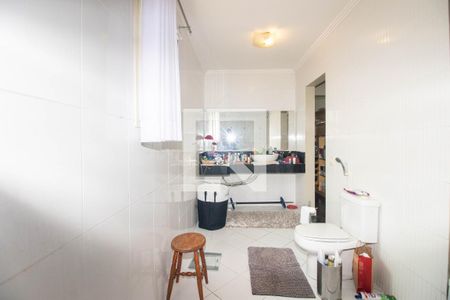 Casa à venda com 260m², 2 quartos e 3 vagas Casa à venda com 260m², 2 quartos e 3 vagasBanheiro da Suíte 2