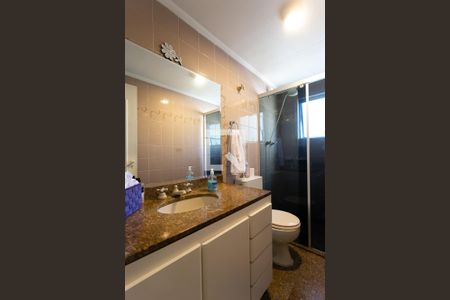 Apartamento à venda com 120m², 4 quartos e 4 vagasBanheiro