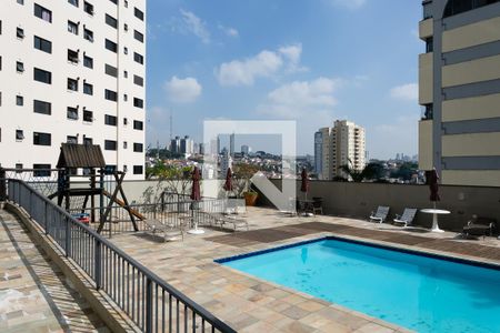 Apartamento à venda com 120m², 4 quartos e 4 vagasÁrea comum - Piscina