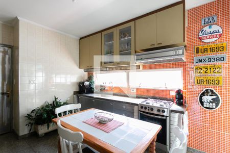 Apartamento à venda com 120m², 4 quartos e 4 vagasCozinha