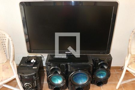 Sala de apartamento para alugar com 3 quartos, 90m² em Jardim Belmar, Guarujá