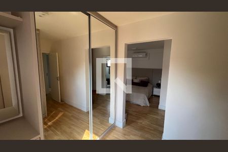 Apartamento à venda com 155m², 3 quartos e 3 vagas Apartamento à venda com 155m², 3 quartos e 3 vagasCloset da suite 3