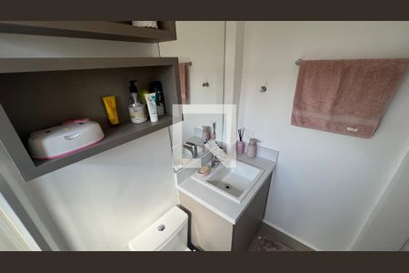 Apartamento à venda com 155m², 3 quartos e 3 vagas Apartamento à venda com 155m², 3 quartos e 3 vagasBanheiro da Suíte 1