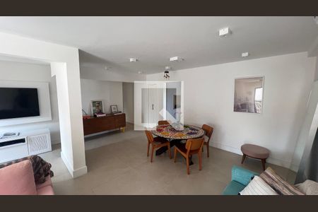 Apartamento à venda com 155m², 3 quartos e 3 vagas Apartamento à venda com 155m², 3 quartos e 3 vagasSala de Jantar