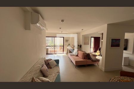 Apartamento à venda com 155m², 3 quartos e 3 vagas Apartamento à venda com 155m², 3 quartos e 3 vagasSala