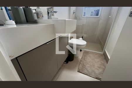 Apartamento à venda com 155m², 3 quartos e 3 vagas Apartamento à venda com 155m², 3 quartos e 3 vagasBanheiro da Suíte 2