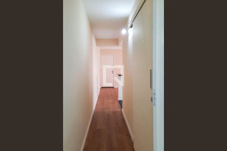 Apartamento à venda com 72m², 2 quartos e 1 vaga Apartamento à venda com 72m², 2 quartos e 1 vagaCorredor