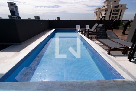 Studio à venda com 25m², 1 quarto e 1 vaga Studio à venda com 25m², 1 quarto e 1 vagaÁrea comum - Piscina