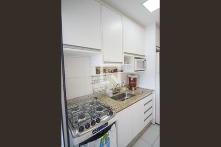 Apartamento para alugar com 68m², 2 quartos e 2 vagas Apartamento para alugar com 68m², 2 quartos e 2 vagasCozinha