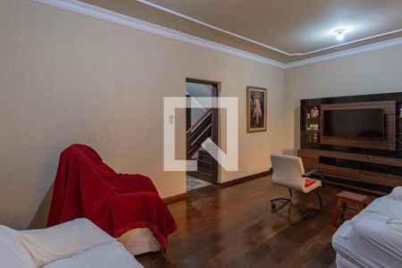 Sala de casa à venda com 4 quartos, 190m² em Horto Florestal, Belo Horizonte