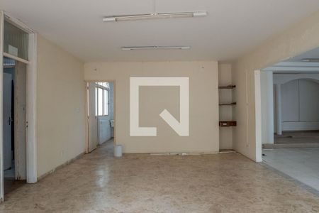 Casa à venda com 540m², 6 quartos e 2 vagasGaragem