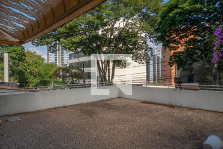 Casa à venda com 540m², 6 quartos e 2 vagasQuintal