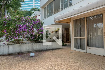 Casa à venda com 540m², 6 quartos e 2 vagasQuintal