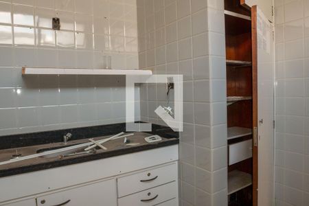 Casa à venda com 540m², 6 quartos e 2 vagasCozinha